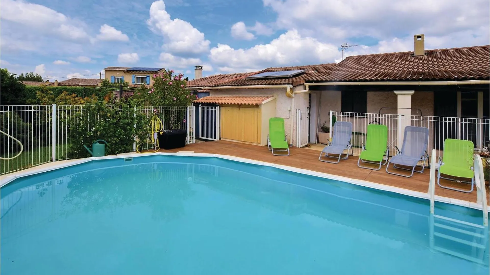 Stunning Home In Aubignan With Kitchenette