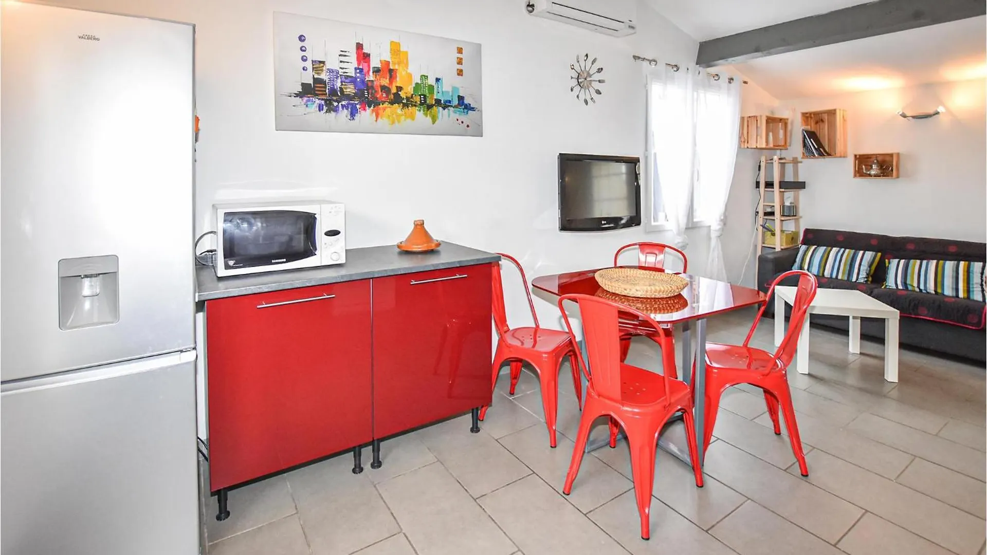 Holiday home Stunning Home In Aubignan With Kitchenette